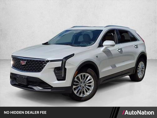 Crystal White Tricoat 2024 Cadillac XT4 Luxury