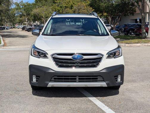 2022 Subaru Outback Touring XT