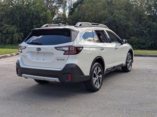 2022 Subaru Outback Touring XT