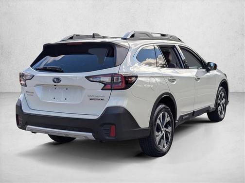 2022 Subaru Outback Touring XT