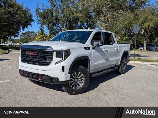 2023 GMC Sierra 1500 AT4