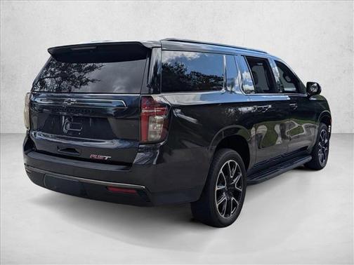 2022 Chevrolet Suburban RST