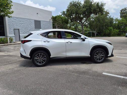 Eminent White Pearl 2025 Lexus NX 350h Premium