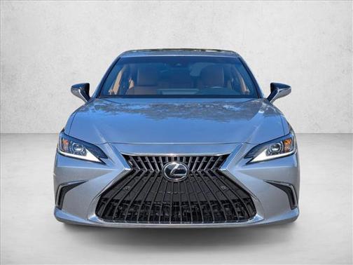2025 Lexus ES 300h Base
