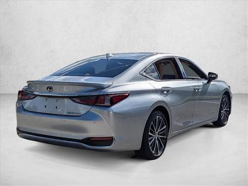 2025 Lexus ES 300h Base