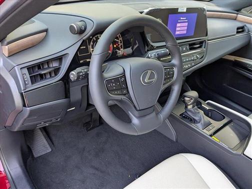 2025 Lexus ES 350 Base