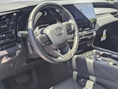 Iridium 2026 Lexus RX 450h+ Base