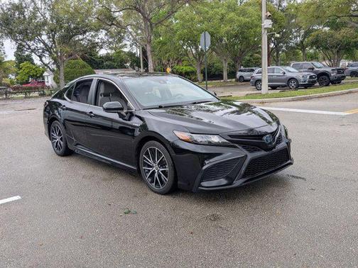 2021 Toyota Camry SE