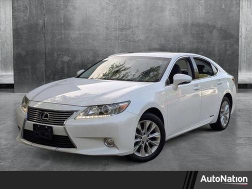 2015 Lexus ES 300h Base