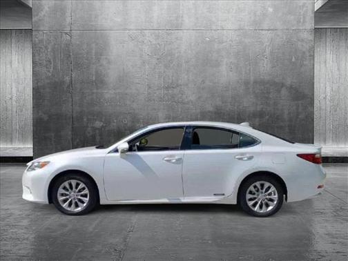 2015 Lexus ES 300h Base