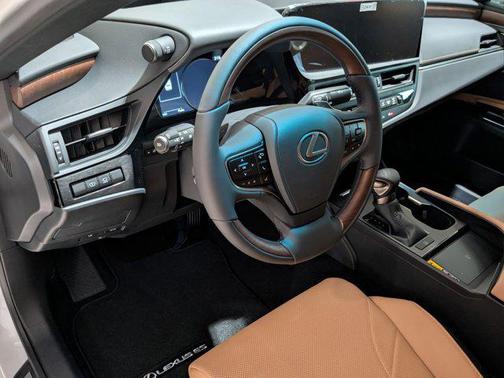 2025 Lexus ES 350 Ultra Luxury