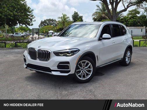 Mineral White Metallic 2023 BMW X5 sDrive40i