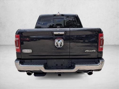 Diamond Black Crystal Pearlcoat 2022 RAM 1500 Longhorn