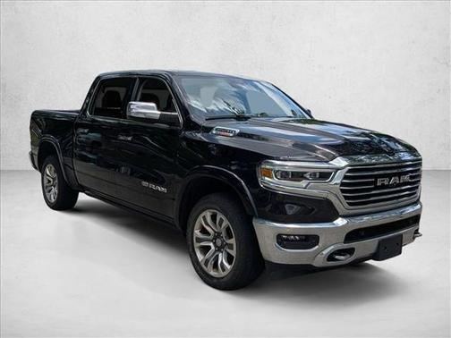 Diamond Black Crystal Pearlcoat 2022 RAM 1500 Longhorn