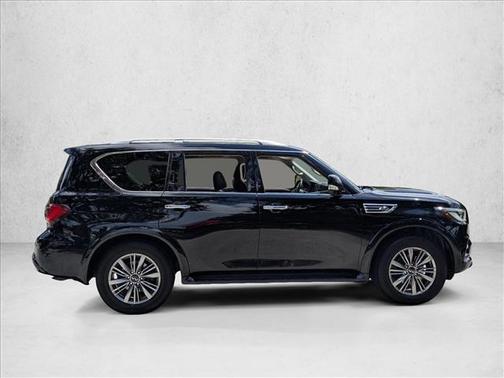2021 INFINITI QX80 Luxe