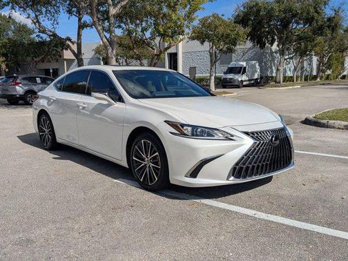 2023 Lexus ES 350 Base