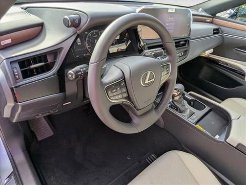 2025 Lexus ES 350 Base