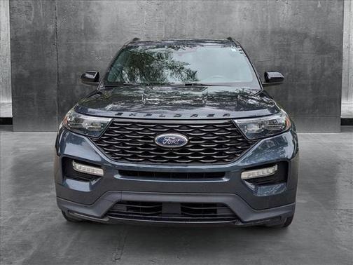 2022 Ford Explorer ST-Line