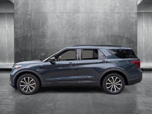 2022 Ford Explorer ST-Line
