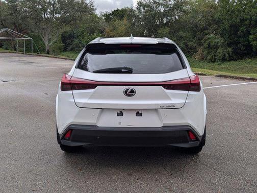 2024 Lexus UX 250h Base