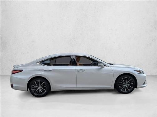 Eminent White Pearl 2025 Lexus ES 300h Base