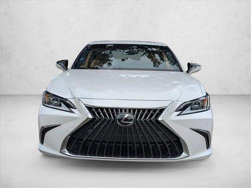 Eminent White Pearl 2025 Lexus ES 300h Base