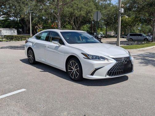 2025 Lexus ES 300h Base