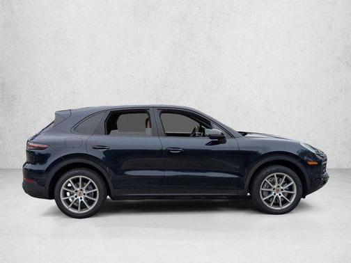 Moonlight Blue Metallic 2021 Porsche Cayenne Cayenne