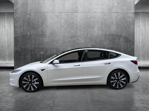 2025 Tesla Model 3 Long Range