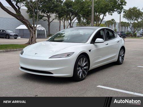 2025 Tesla Model 3 Long Range