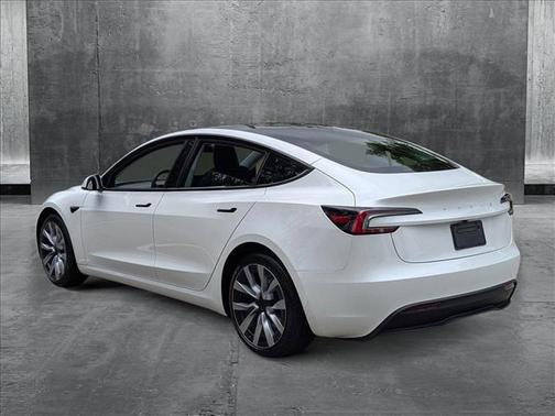 2025 Tesla Model 3 Long Range