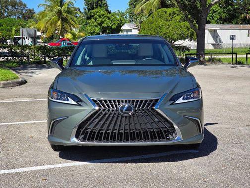 2024 Lexus ES 350 Base