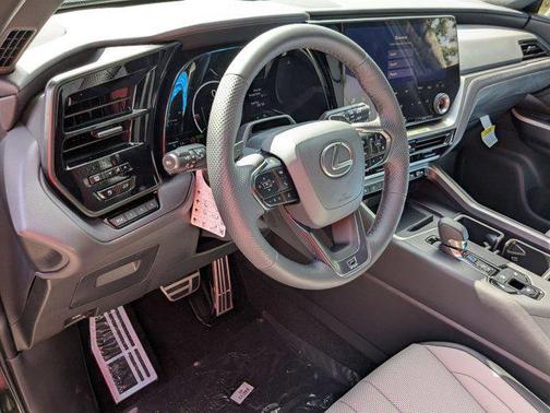2025 Lexus TX 500h F SPORT Premium
