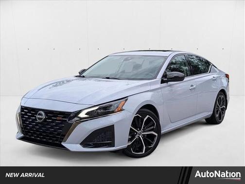 2024 Nissan Altima SR FWD