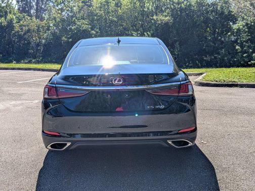 2023 Lexus ES 350 Base