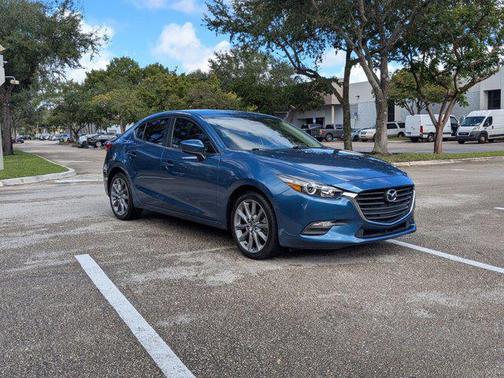 2018 Mazda Mazda3 Touring