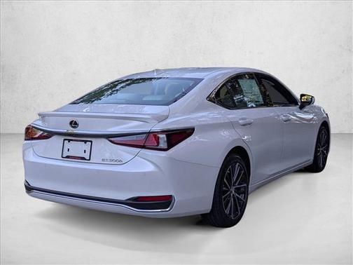 2025 Lexus ES 300h Base