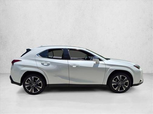 Eminent White Pearl 2025 Lexus UX 300h Premium