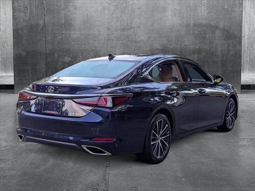 2025 Lexus ES 350 Base