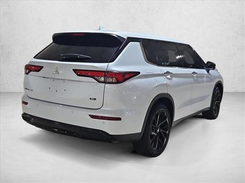 2023 Mitsubishi Outlander SE 2.5 2WD
