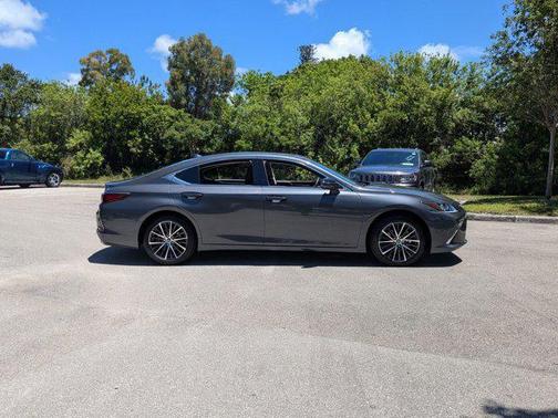 2024 Lexus ES 350 Base