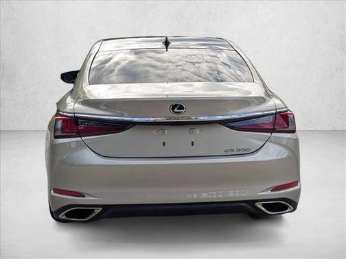 2022 Lexus ES 350 Base