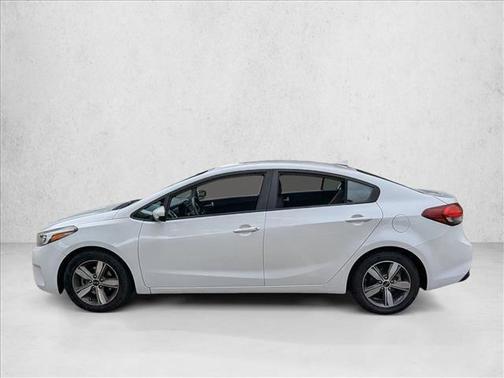 Snow White Pearl 2018 Kia Forte LX