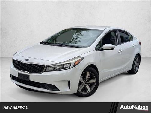 Snow White Pearl 2018 Kia Forte LX