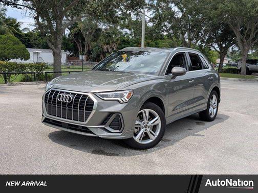 2022 Audi Q3 45 S line Premium Plus