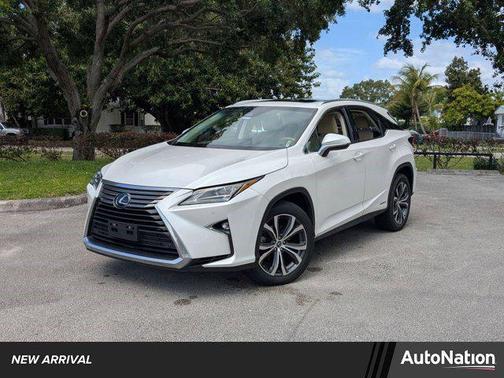 Eminent White Pearl 2019 Lexus RX 450h Base