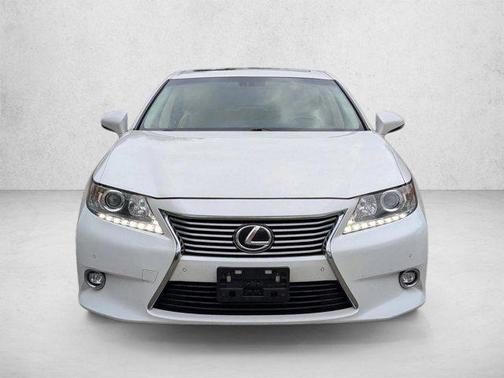 Starfire Pearl 2014 Lexus ES 350 Base