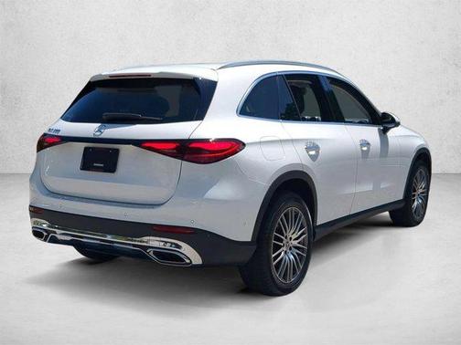 Polar White 2023 Mercedes-Benz GLC 300 Base