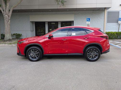 2025 Lexus NX 250 Base