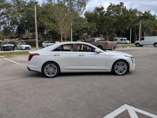 2023 Cadillac CT4 Premium Luxury